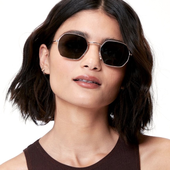 Nasty Gal Accessories - 🎉HP🎉 Hexagonal Metal Frame Aviator Sunglasses